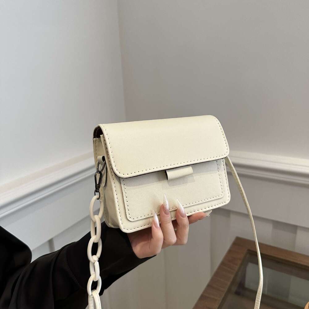 Small Bag Spring 2024 Leisure New Western Style Women's Simple and Fashionable temperament Single shoulder Beautiful crossbody bag