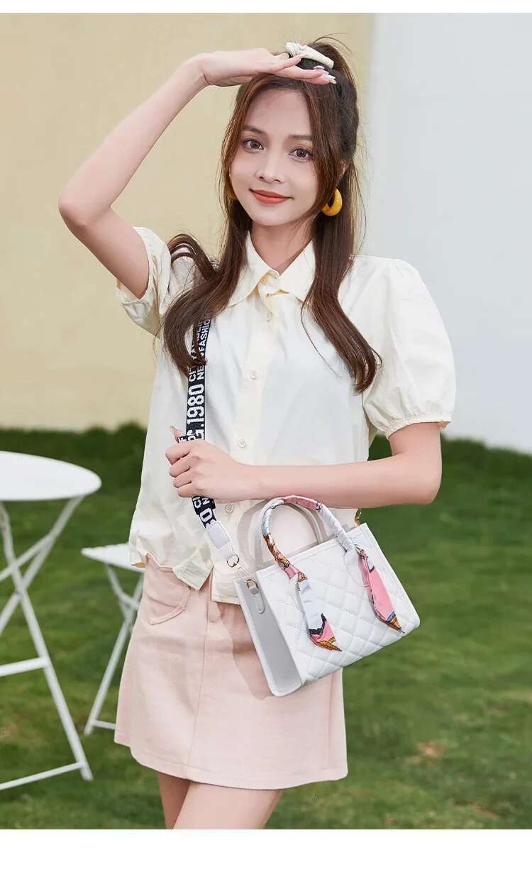 New Fashionable trend Casual Embroidered Scarf with Small Square Shoulder Strap Letter Printed Ten Font Designer Women s Bag trend Trendy Shoulder Bag