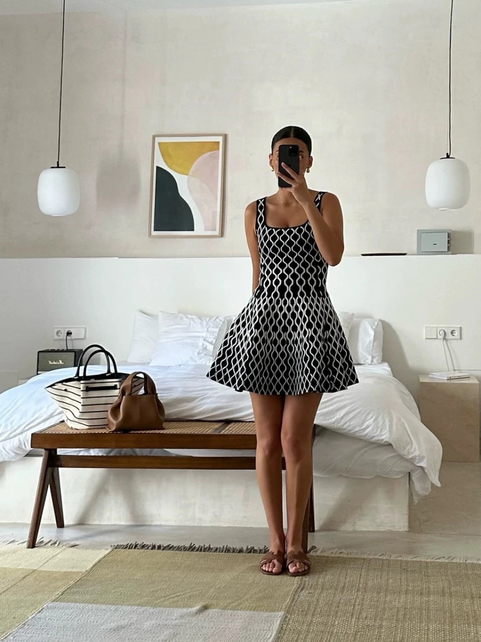 2025 SpringSummer n Sleeveless Knitted Womens Dress Black Sexy Short Skirt Paris Clothing 250403