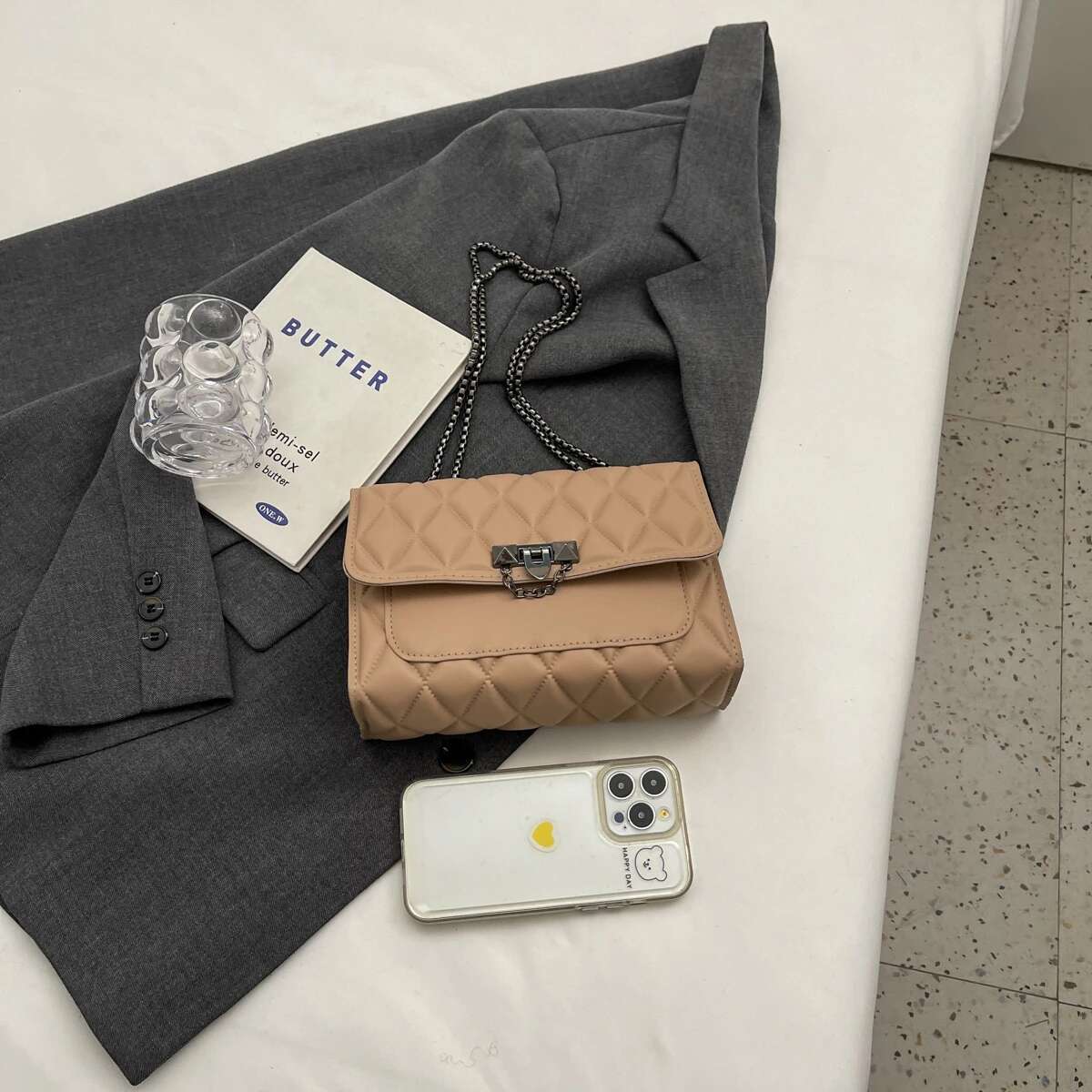 2025 New Casual Fashion PU Solid Color Designer Women's Handbag Quilted Design Flip Shoulder Crossbody Bag Suitable for Outward Commuting and Sho