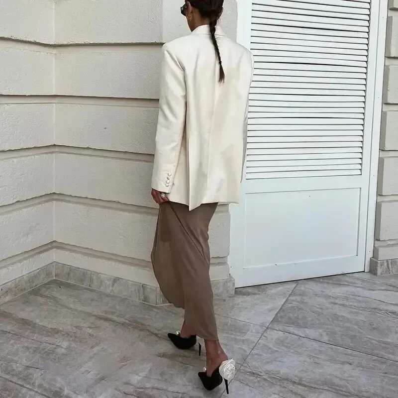 Ladies Banquet Professional High Heels 2024 Pointy Satin Pearl Fine White Rose Sandal Design Sense 7Cm Baotou Slippers Slides