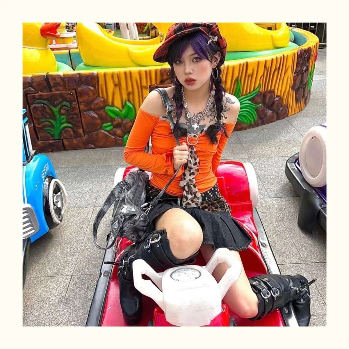 Women's Grey Y2k Shoulder Bags Designer Gothic Tote Bag Motor Style Hot Girls Chain Punk Handbag Multi-Pocket Haruku