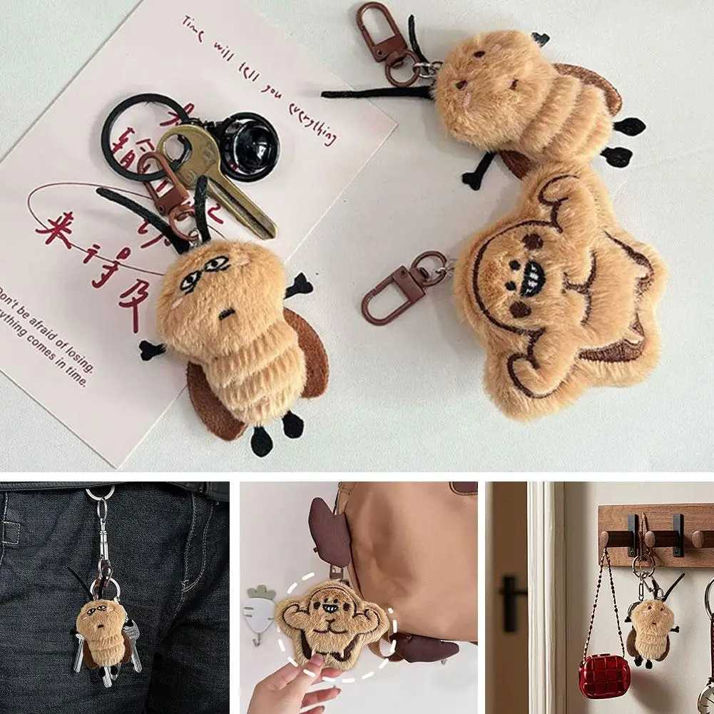 Funny Cockroach Plush Keychain Cute Doll Pendant for Backpacks Bags Creative Plush Toy Hanging Ornament for Girls Boys C251104