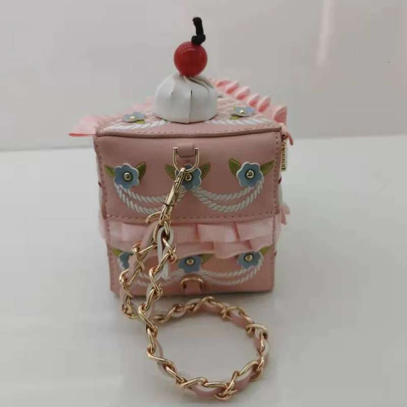 Women Evening Bags 3D Cake Shape Chain Shoulder Messenger Bag Purse Female Embroidery Bridal Prom Party Wedding Handbags