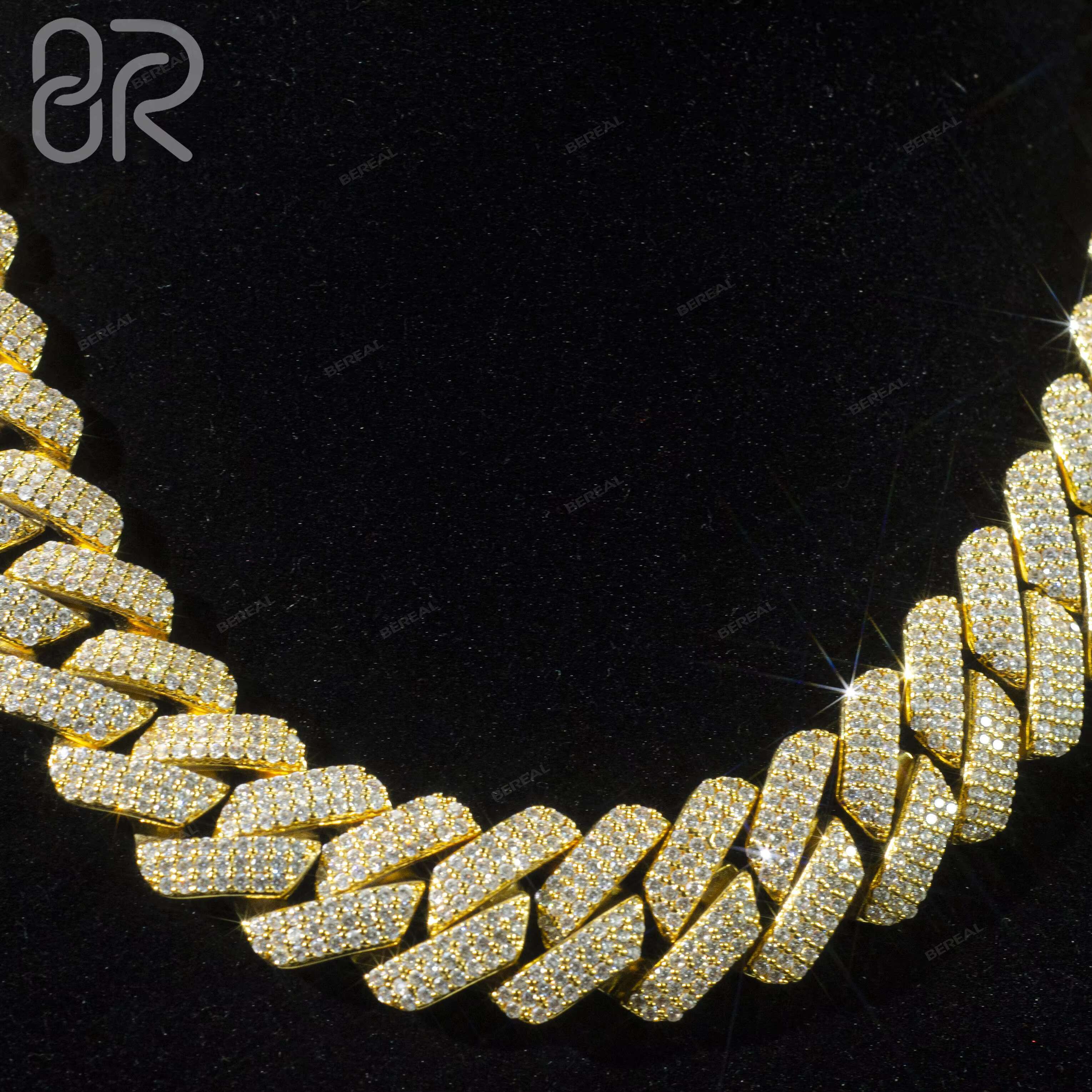 Trendy 14MM VVS Diamond Cuban Chain Bracelet Wholesale for an Elegant Touch