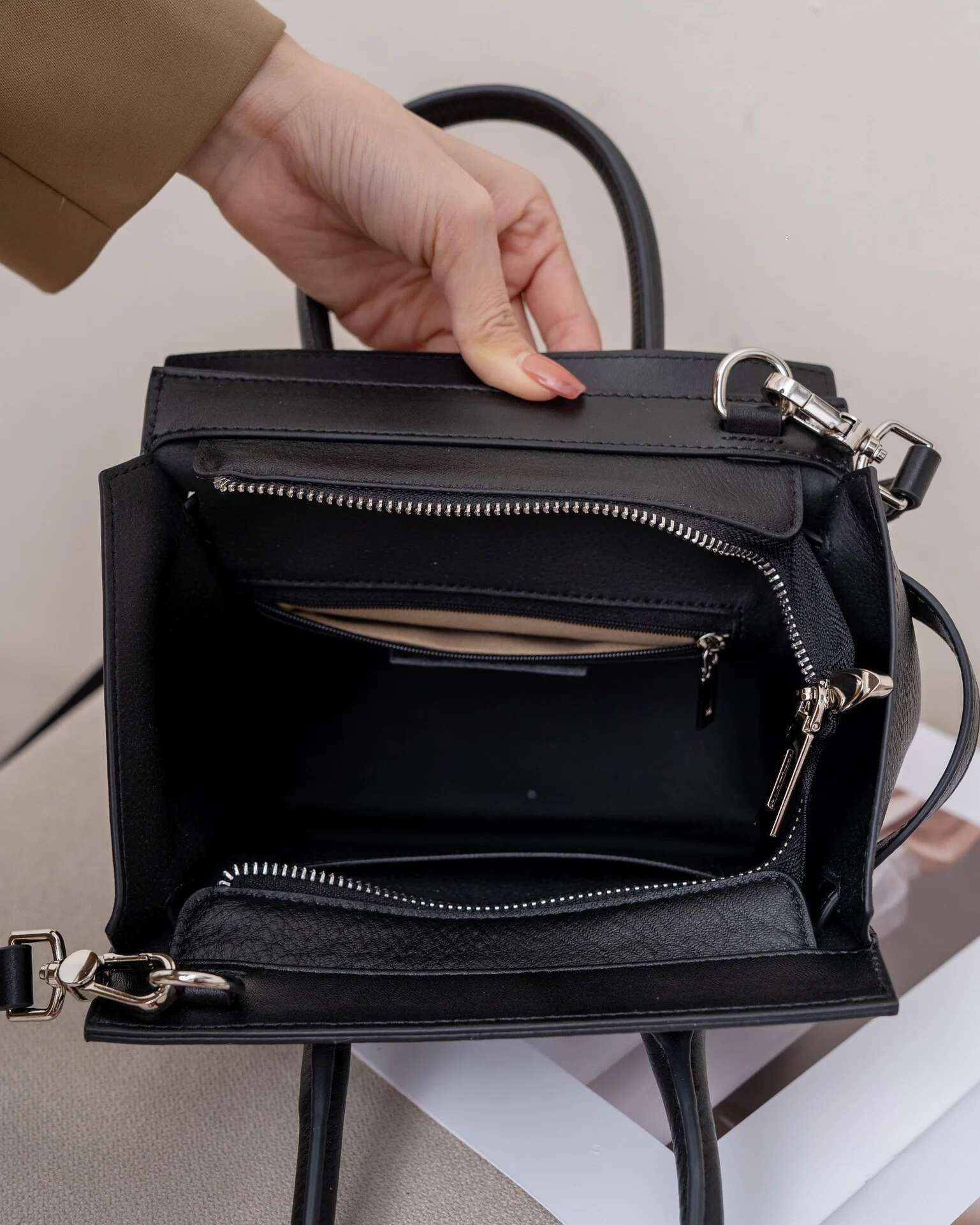 New Stylish Vintage Grey Color Trapeze Tote Natural Cow Leather Women's Platinum Handbag Commuter Office Female Shoulder Bag