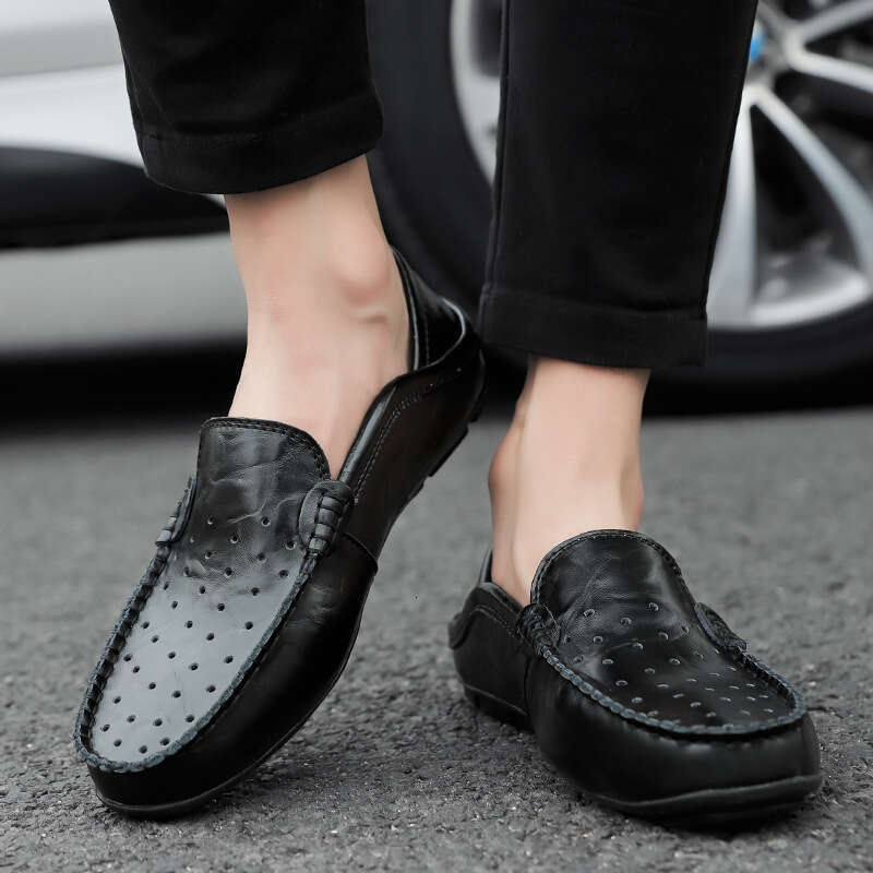 Fashionable fit on one foot, lazy for teenagers, breathable loafers, oversized seasonal trendy bean shoes