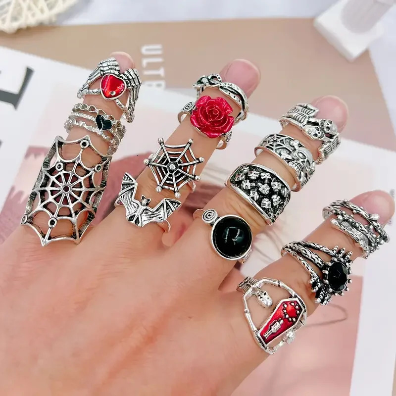 102030Pieces Vintage Punk Spider Skull For Women Men Mix Style Gothic Dark Style Halloween Finger Rings Jewelry Party Festival 251031