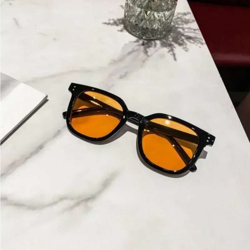 New Ins Style Retro Square Sunglasses Fashion Personality Trend Simple Glasses Men and Women The Same