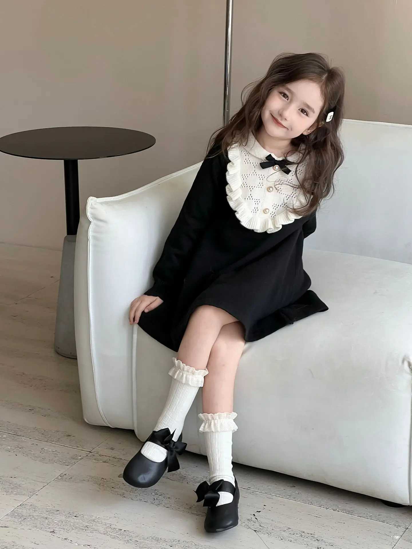 Girls Knitted Dresses 2025 Autumn and Winter New French Style Woolen Skirts Children Knitted Dresses Y251105