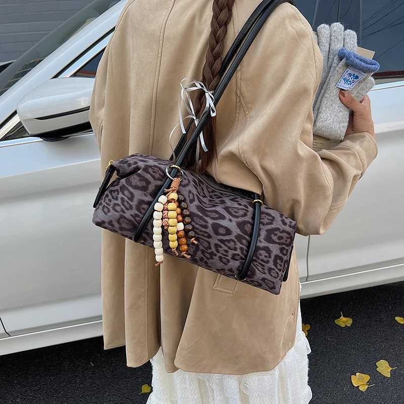 LEFTSIDE Women Small PU Leather Leopard Shoulder Bag 2025 Winter Retro Pillow Bag Luxury Designer Trend Female Handbags Z251104