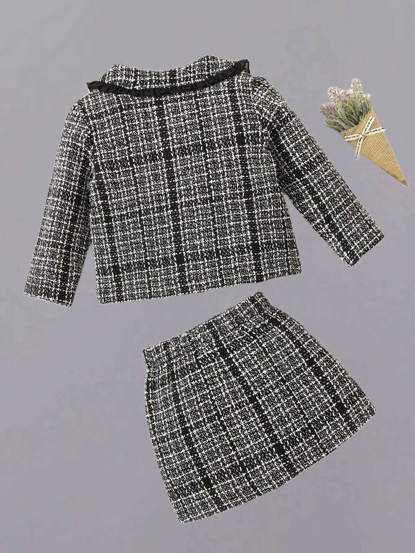 Autumn and winter childrens girls black and white fashion suit lapel check lady style skirt cardigan coat casual two-piece set Y251105