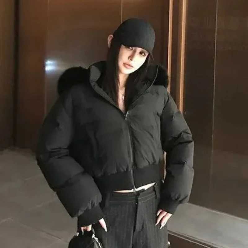 Winter Street Fashion Fur Collar White Zipper Hooded Short Jacket Women Casual Thicken Warm Coat Y2k Harajuku Sweet Outwear New J251105