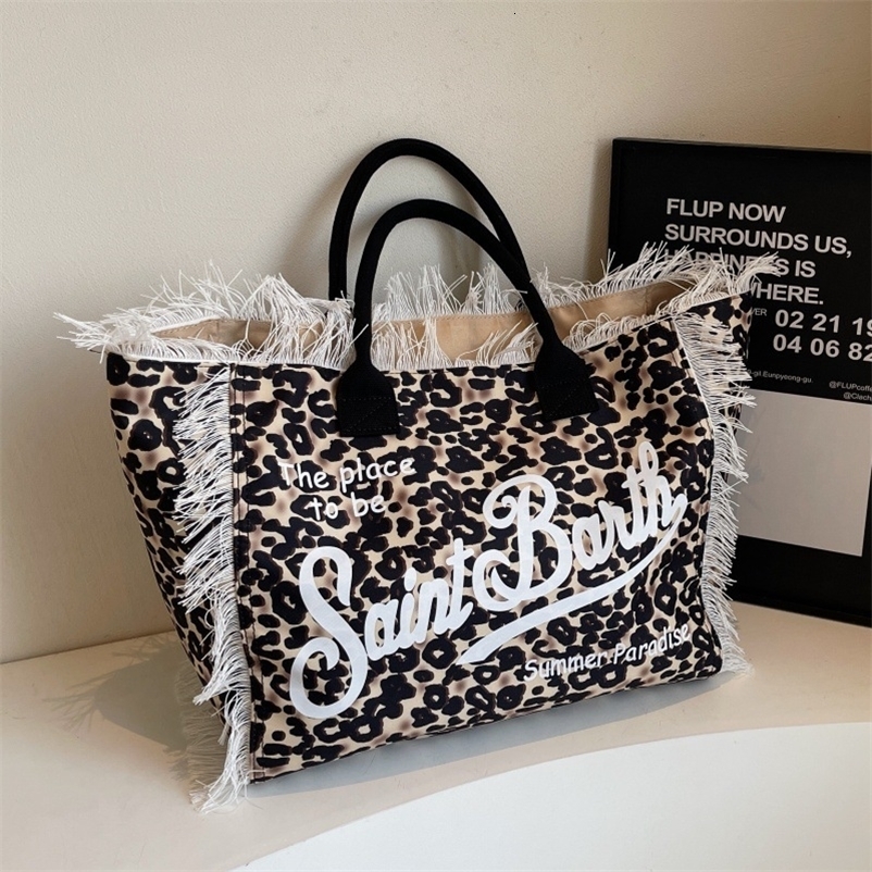 Autumn And Winter Fashion Personalized Print Tote Bags Retro Large Capacity Shopper Canvas Handbag Women Trendy 251104