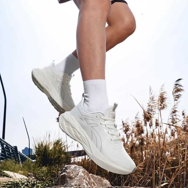 Men Sports Breathable Lightweight Casual Mens Cfortable Nonskid Leisure Sneakers Running Shoes Training Speciality Marathon Y251104