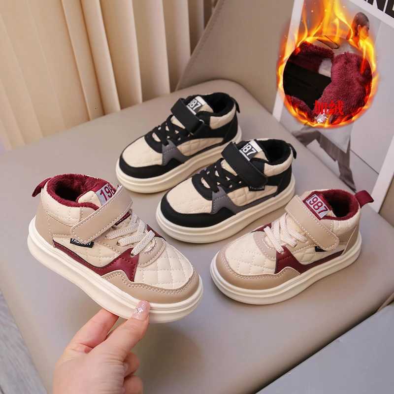 1-8 Years Old Childrens Padded Sneakers Red Thickened High-top Boys Girls Cotton Shoes Winter Soft Non-slip Kids Walking ShoesT251105