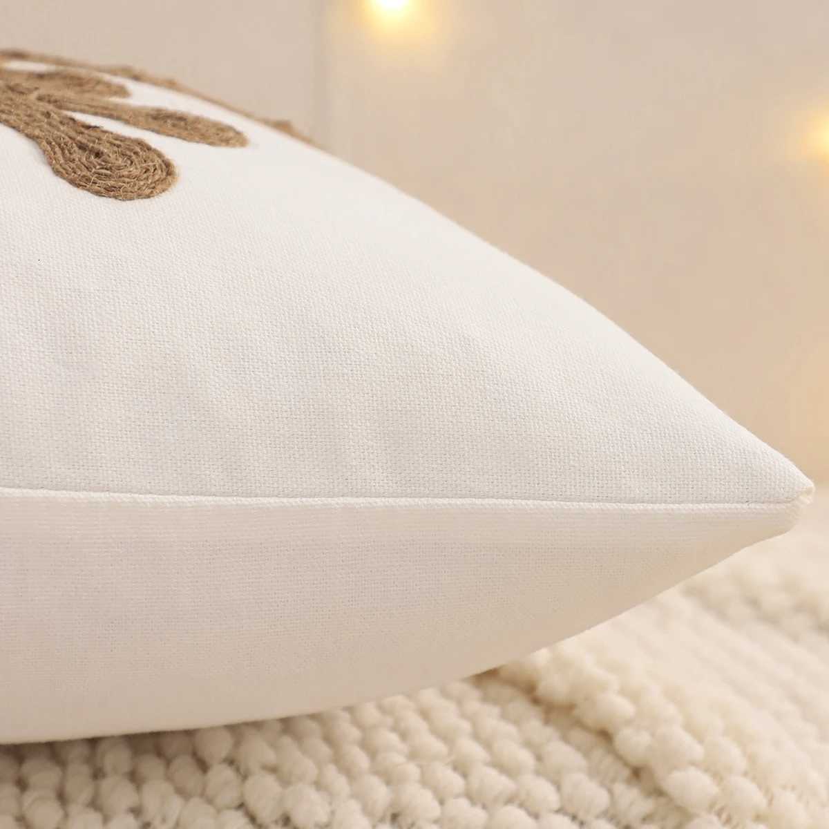 Embroidery Throw Pillow Cover Christmas Decoration Canvas Christmas Tree Reindeer Snowflake Winter Farmhouse Home Sofa Y251105