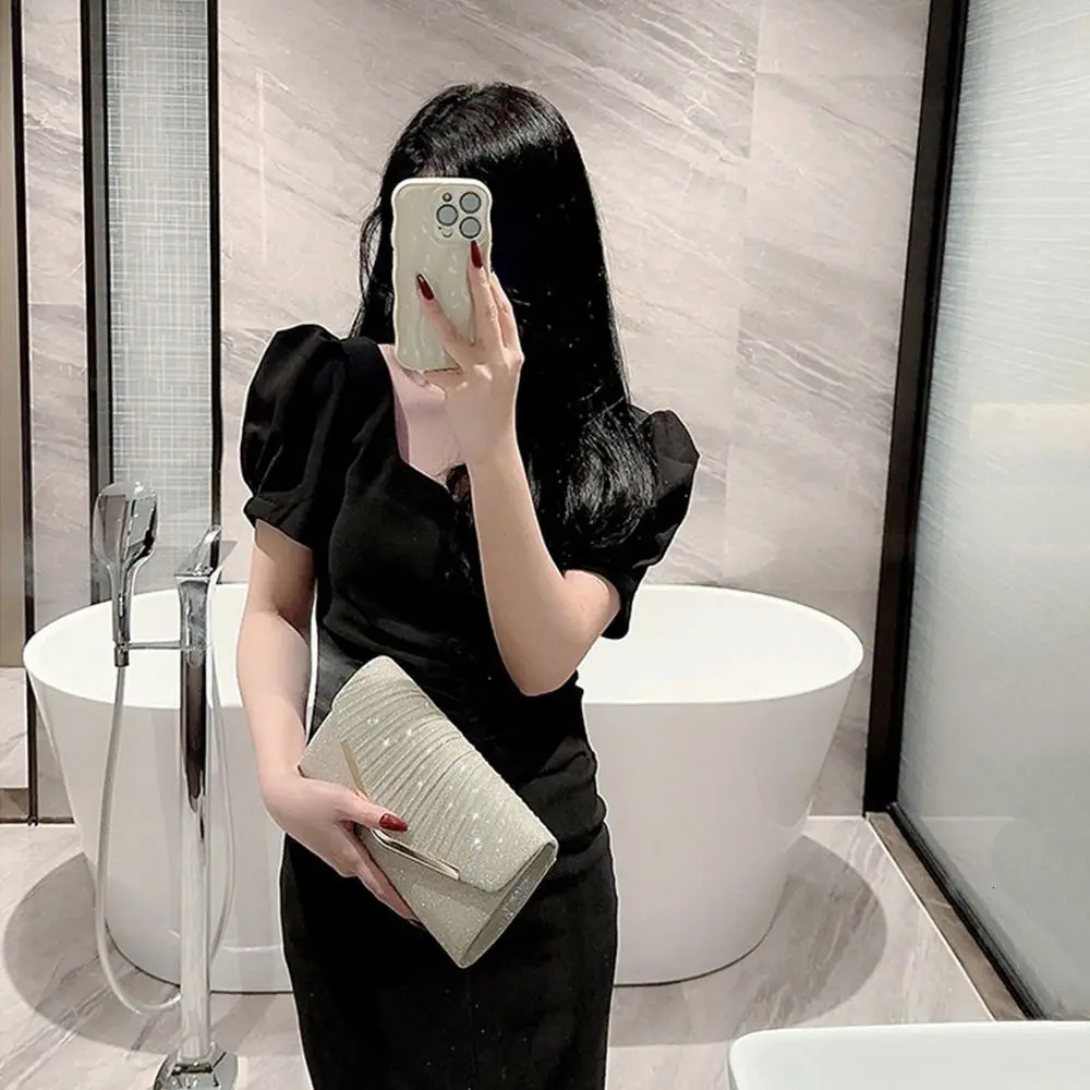 Gold and silver evening bag womens elegant and fashionable banquet clutch chain shoulder bag wallet womens wedding party bag 250402