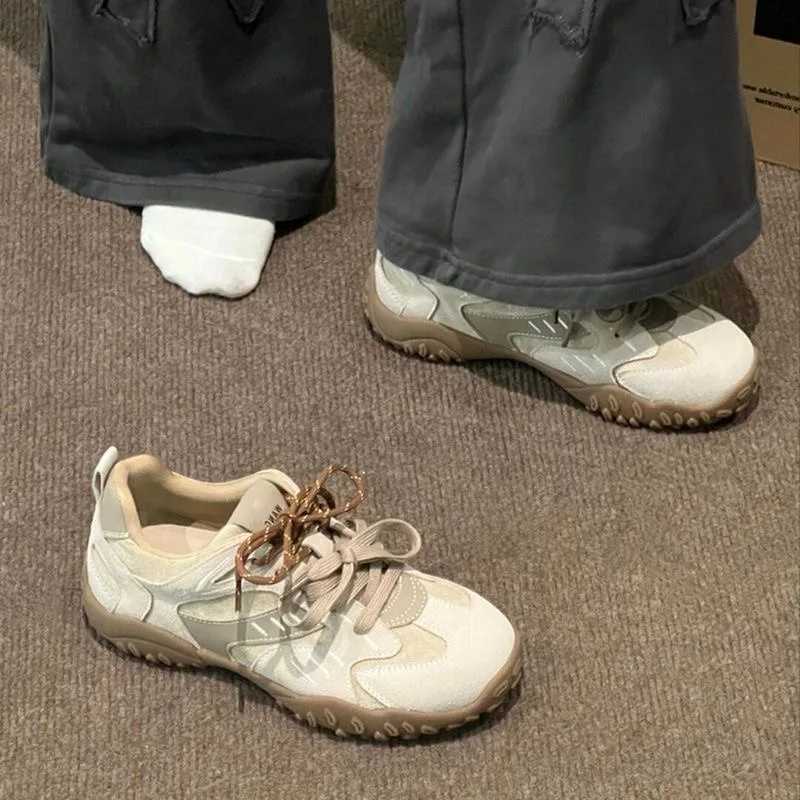 Autumn New trend College style color Mahing Versatile Wens Lnternet Celebrity Sports Breathable flat casual lace-up Shoes Y251105