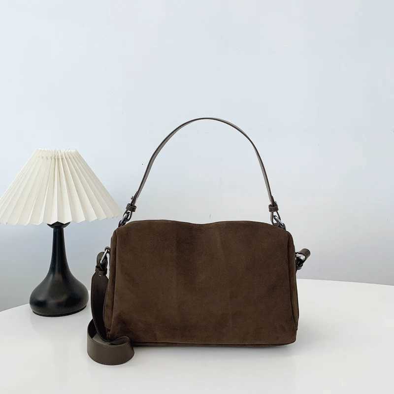 Frosted niche cross-body bag high-end female commuter pillow bag large-capacity one-shoulder handbag Z251104