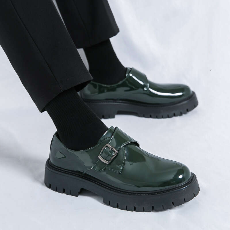 Men's oversized new casual fashionable thick soled leather shoes, trendy British style business dress shoes