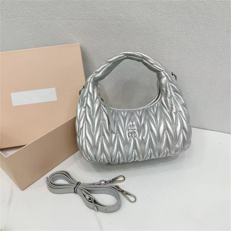 Hot selling solid color new handbag fashionable pleated cloud bag shoulder crossbody bag armpit designer bag women's bag