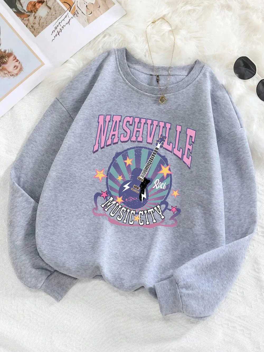 Street Woman Pullover Nashville Music Cith Poster Printing Hoodie Crewneck Loose Fleece Soft Sweatshirt Autumn Female ClothesT251105