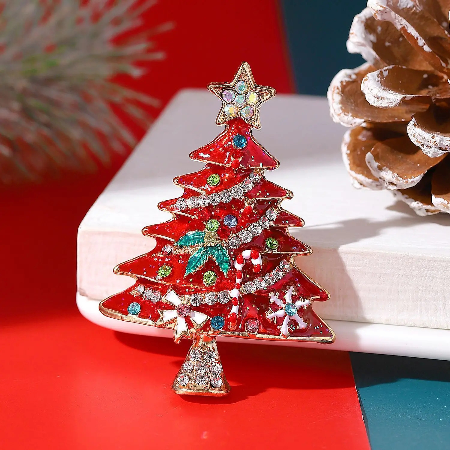 3 Color Christmas Broches Jewelry Fashion Enamel Tree Brooch Pin Womens Clothing Accessories 251104