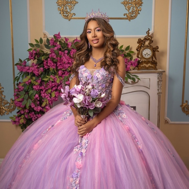 Lilac Shiny Quinceanera Dresses Off Shoulder Ball Gown Sweet 16 Dress Applique Flower Beads Tull Birthday Party Vestidos 15 De Anos