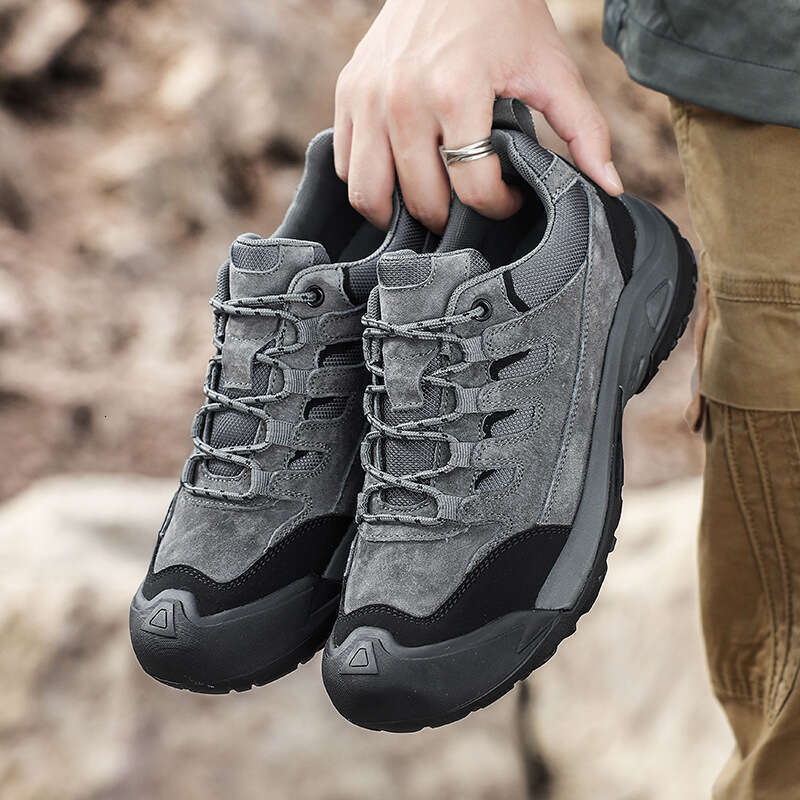 Large solid color low cut sports fashionable lace up casual thick soled hiking shoes, anti slip outdoor men's shoes
