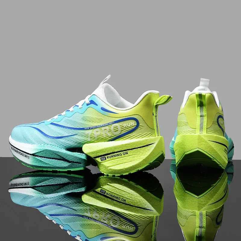 New Mens Carbon Plate Sneakers Outdoor Soft Sole Mesh Sports Shoes Running Shoes Light Anti-Slip Casual Couple Tennis Shoes Y251104