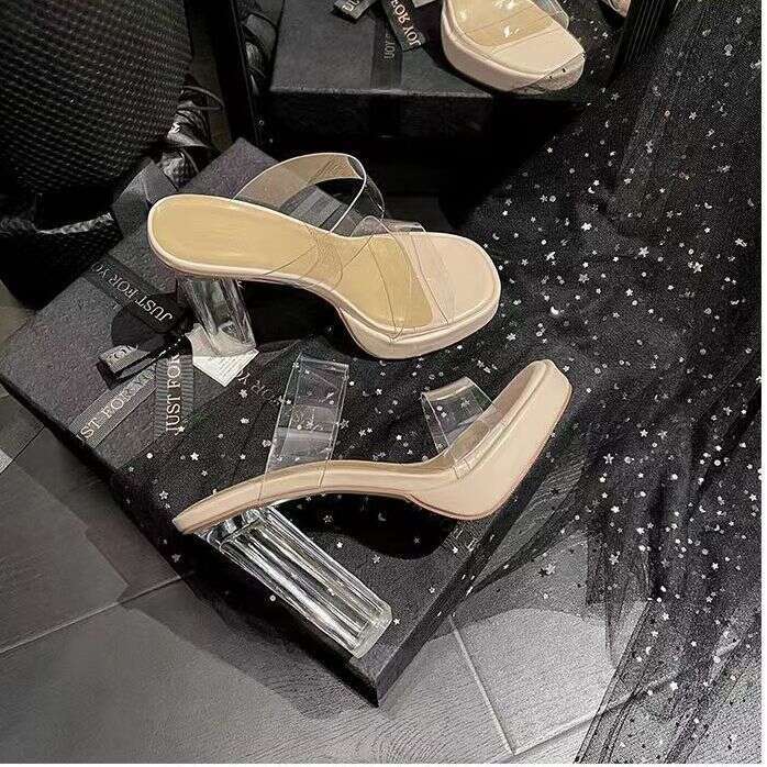 Small stature, not tiring feet, high heels, women's sandals, 2024 summer new transparent design, crystal cool slippers for external wear