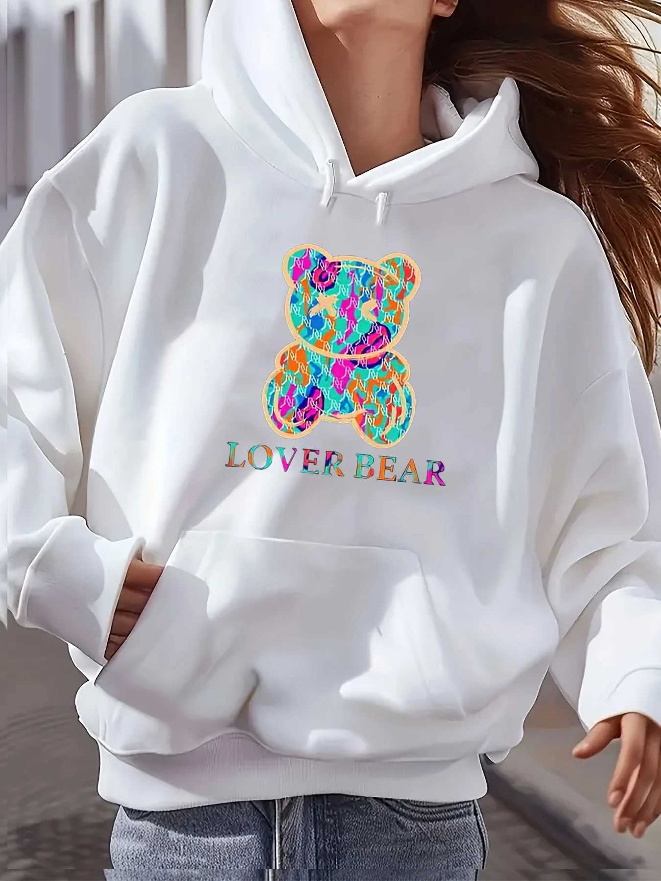 Womens autumn and winter warm loose casual cute bear pattern printed velvet long sleeved hooded sweatshirtT251105