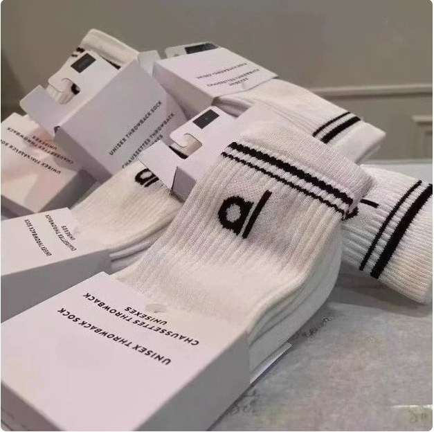 Throwback 5 pairs running cotton socks Women Sport Sock Mens Sock Cotton Medium Tube Sock Four Seasons Comfy Classic Stretchy Socks