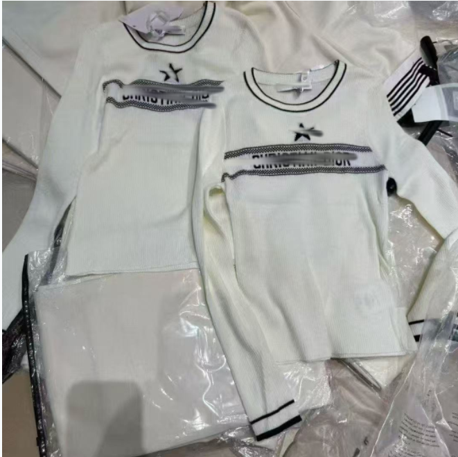 Designer luxury New Women's knit jumper Luxury T-shirt T-shirt Striped monogram embroidery style knitted long Women's T-Shirt sleeve blouse Y77