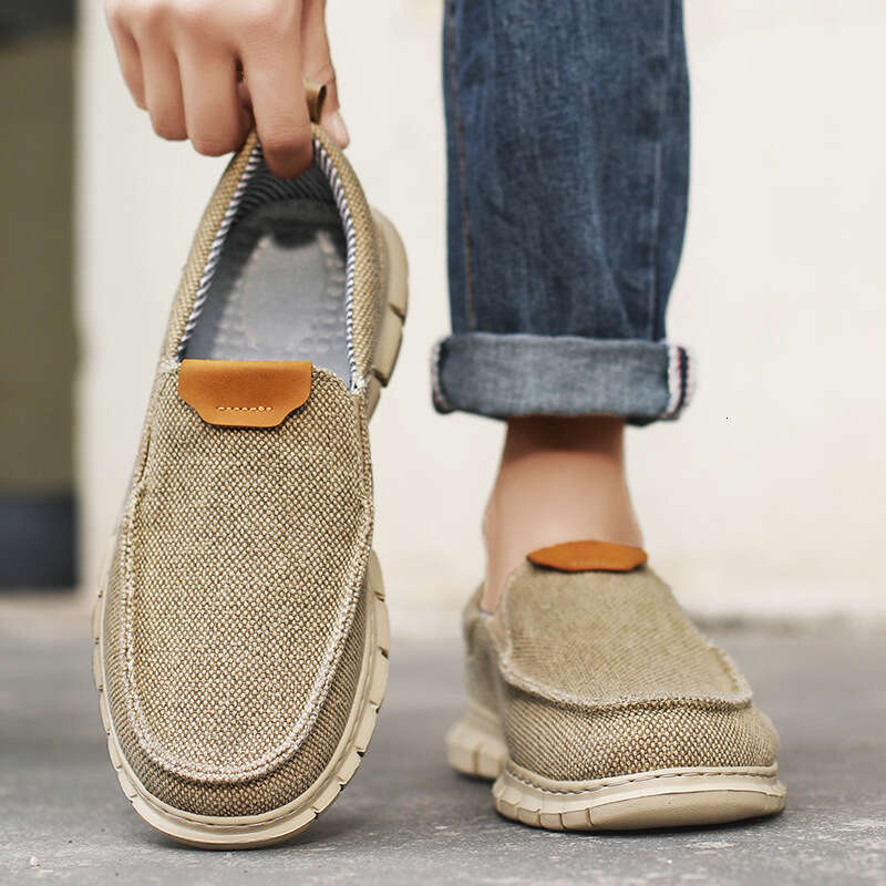 Oversized breathable canvas one foot 39-47 old North cloth lazy shoes, loafers, loafers
