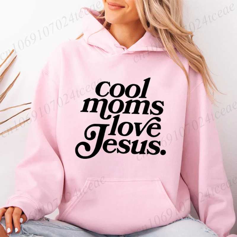 Moms Love Jesus Graphic Printed Long Sleeve Womens Hooded Sweatshirt Top Christian Faith Based Mom Fashion Women Unisex HoodieT251105
