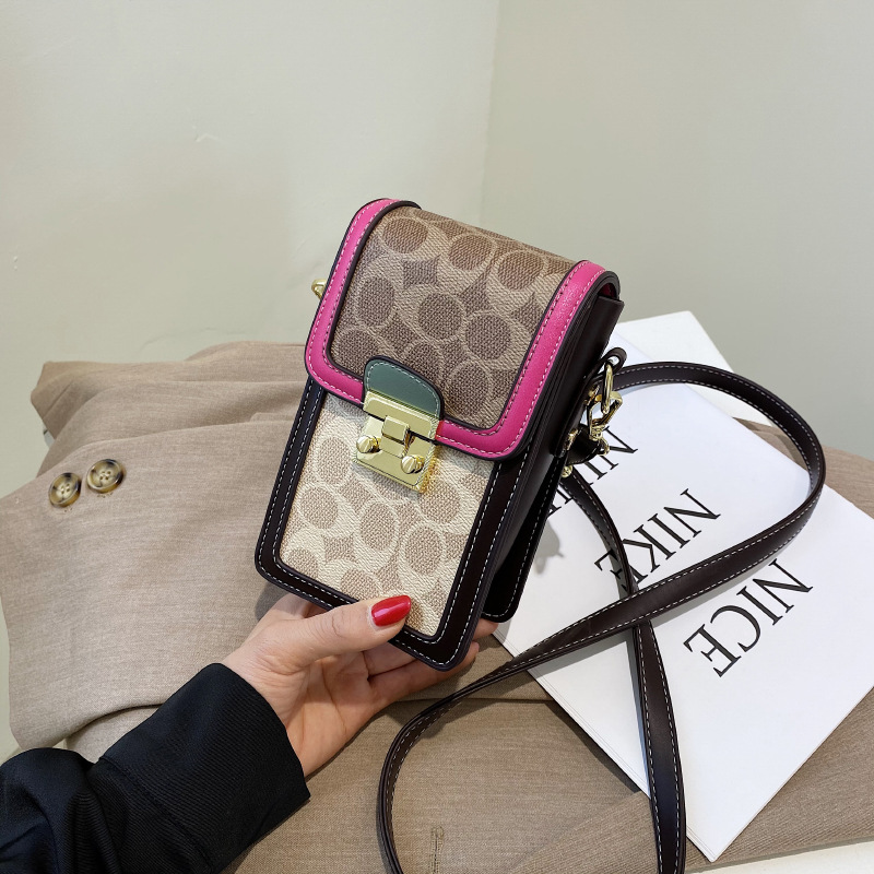 Free shipping mobile phone bag women's new fashion print crossbody print shoulder bag vertical small square bag 2025s hot
