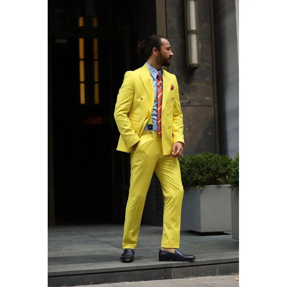 Fashion yellow mens double chest notch collar 2-piece jacketpants clothing mens wedding party office jacket set 250402