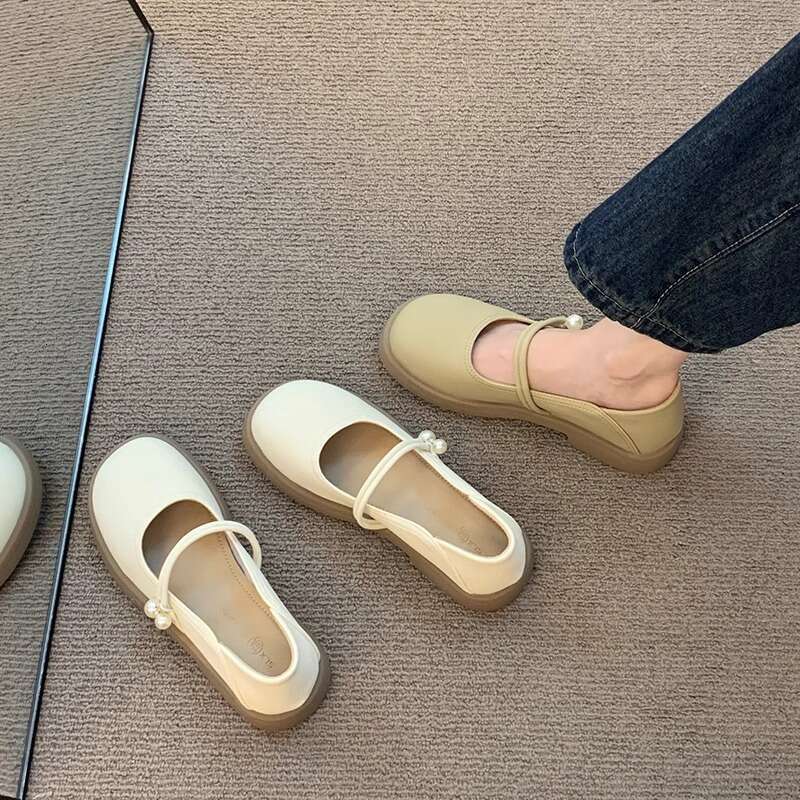 French Mary Jane Little Leather Women 2024 New Spring and Autumn Edition with Skirt for Children Single Gentle Style Evening Shoes