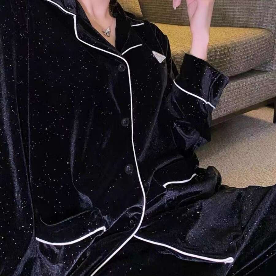 Pajamas Designer Starry Sky High-End Luxcury Pajama Autumn Winter Long Sleeve Gold Velvet Homewear Men Women Two-Piece Set