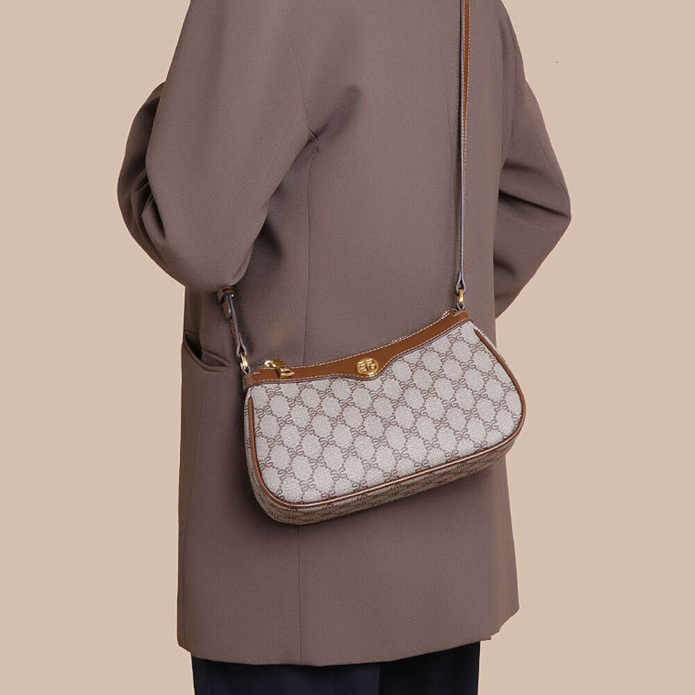 Classic Retro Vintage Single Shoulder Underarm Women's Hong Kong Style Fashion Versatile Custom Handbag Commuter Crossbody Small Square Bag