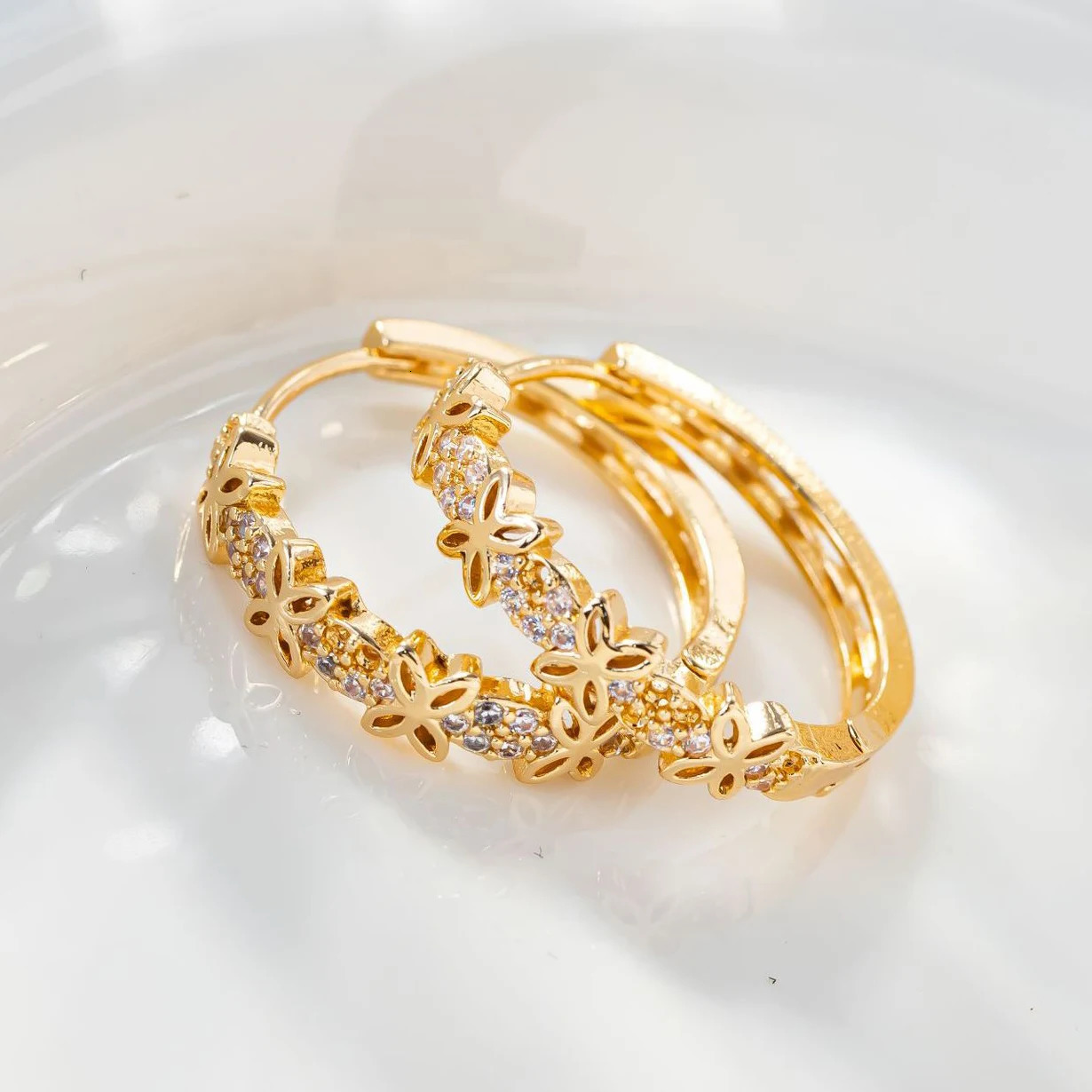 Statement Female Rainbow Flower Zircon Stone Hoop Earrings Glod Color Wedding Jewelry For Women 251131