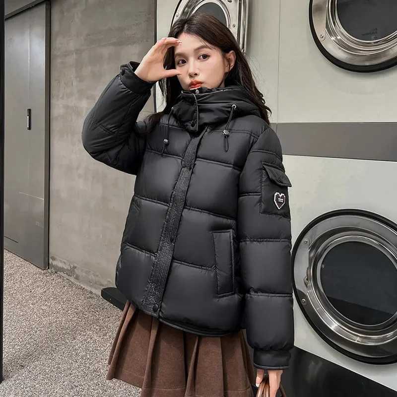 White Parka Short Down Cotton Jacket For Women 2025 New Winter Fashion Hodded Loose And Small Thick Warm Quilted Cotton JacketT251105