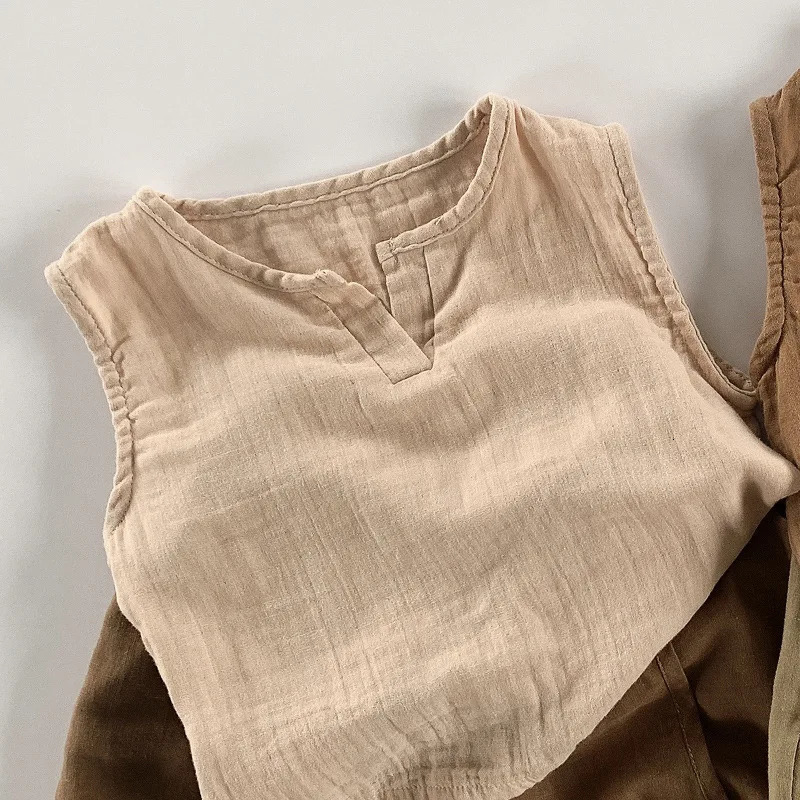 Korean style childrens cotton highz sleeveless Tshirt for summer loose solid baby boys and girls breathable vest tank 250325