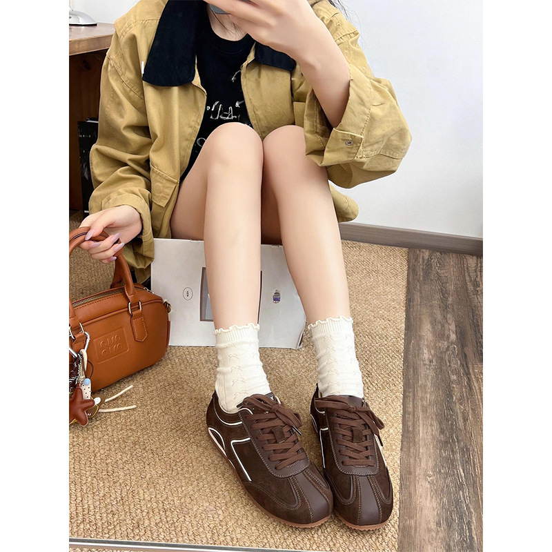 Retro inner heightened flat German training shoes women's 2025 new versatile comfortable round toe lace-up casual Forrest Gump shoes