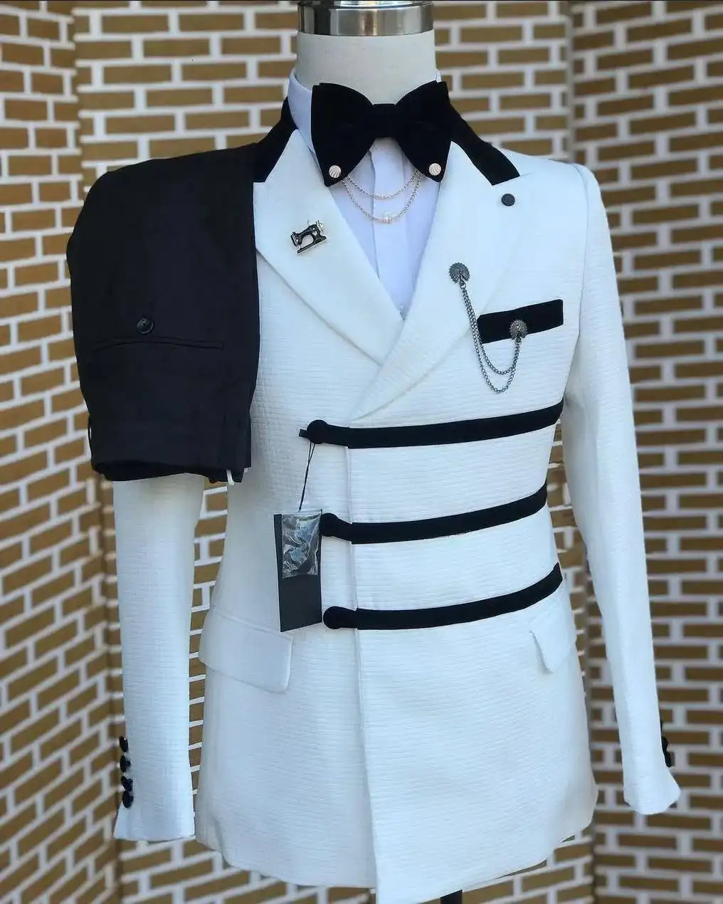 Single Breasted Wedding Men Suits Slim Fit Lapel Blazer with Pants 2 Pieces Formal Business Groom Tuxedos Fashion Style 251023