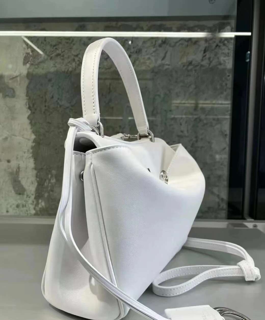 Retro Genuine Tote Ladies Elegant Handbags Woman Shoulder Messenger Bag Suede Leather Gold Sier Buckle Bags