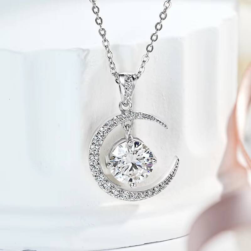 Exquisite Full Moissanite 2ct 925 Sterling Silver Moon and Star Pendant Necklaces With Certificate for Women Jewelry
