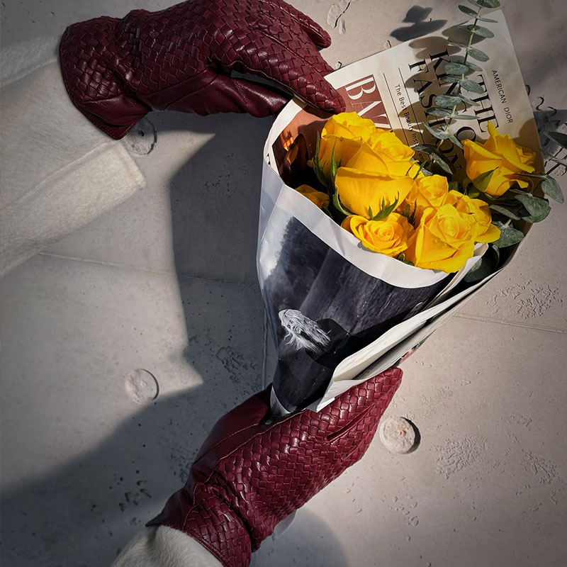 Retro Y2K Designer Luxury Women's Woven Leather Gloves Classic Multiple Colors Mittens Outdoor Warm Weatherproof Winter Accessory S1112